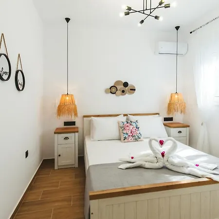 בית נופש Casa Zoe Luxurious Retreat ארכאנגלוס