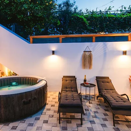 Casa Zoe Luxurious Retreat