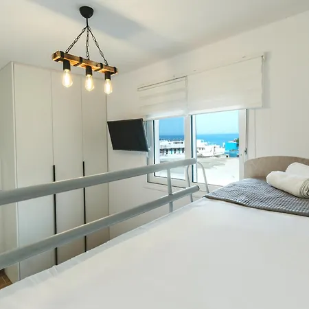 Casa Zoe Luxurious Retreat